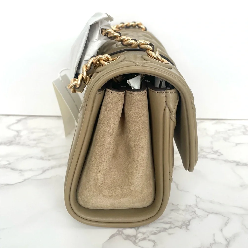 ❌SOLD❌ New Tory Burch Small Fleming Soft Leather Shoulder Bag Pebblestone - Picture 5 of 13